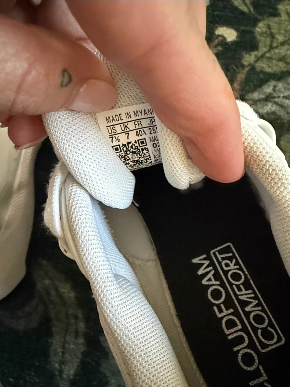 adidas Men’s White Athletic Mesh Sneakers